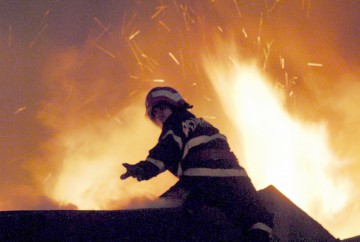 O navă a luat foc în Portul Constanţa